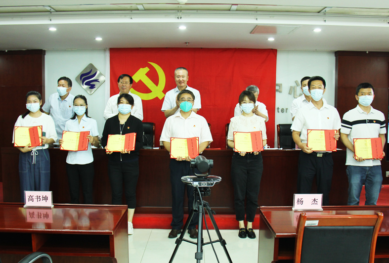 ���ݹ���-����ɼ�����,����Ʒ��ʵ��