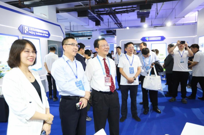 ���ݹ���-����ɼ�����,����Ʒ��ʵ��